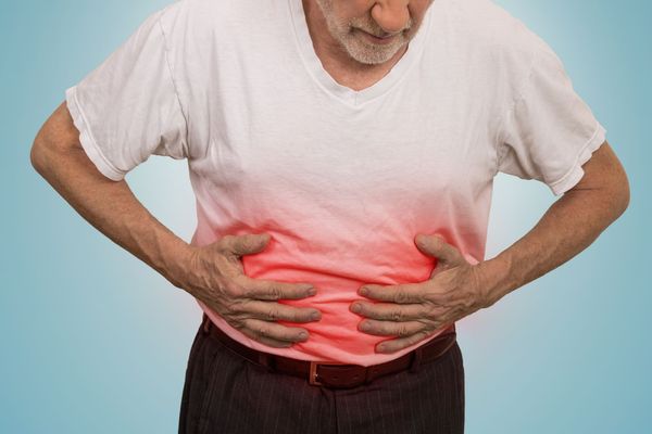 Локализация болей при язве желудка у взрослого человека